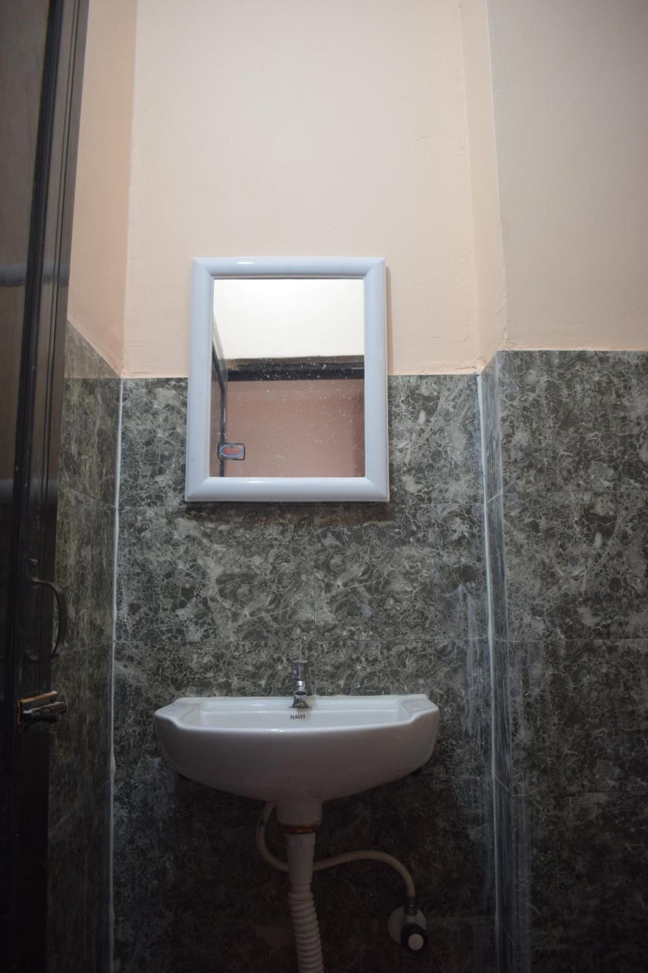 Maddy'S Guest House Ґувахаті Екстер'єр фото